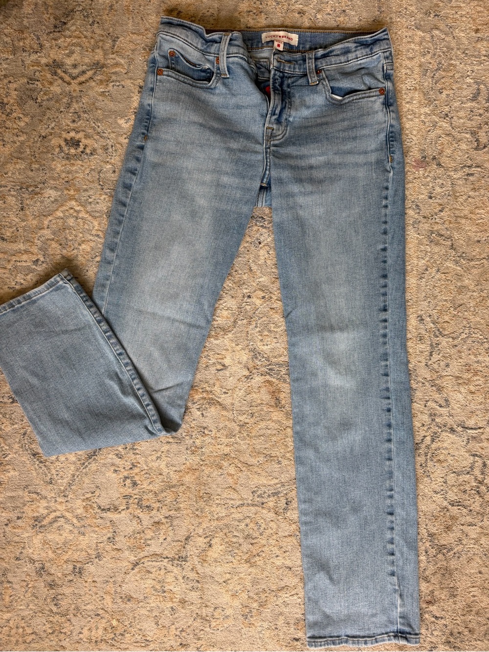 8/29 Lucky Brand Light Blue Skinny Jeans